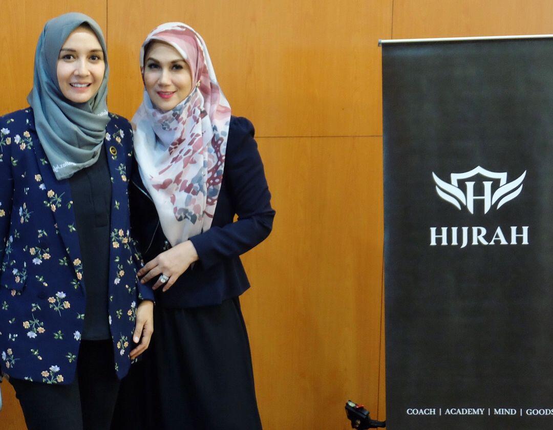 Dari Acara Olahraga ke ‘Tercyduk’, Ini 10 Potret Intan Erlita Berhijab