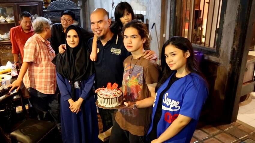 Sudah Mahasiswa, Ini 10 Pesona Tiara Putri Pertama Mulan Jameela