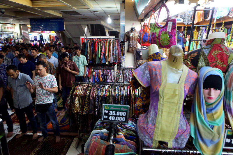10 Teknik Menjelajah Tanah Abang, Belanja Jadi Aman dan Nyaman!