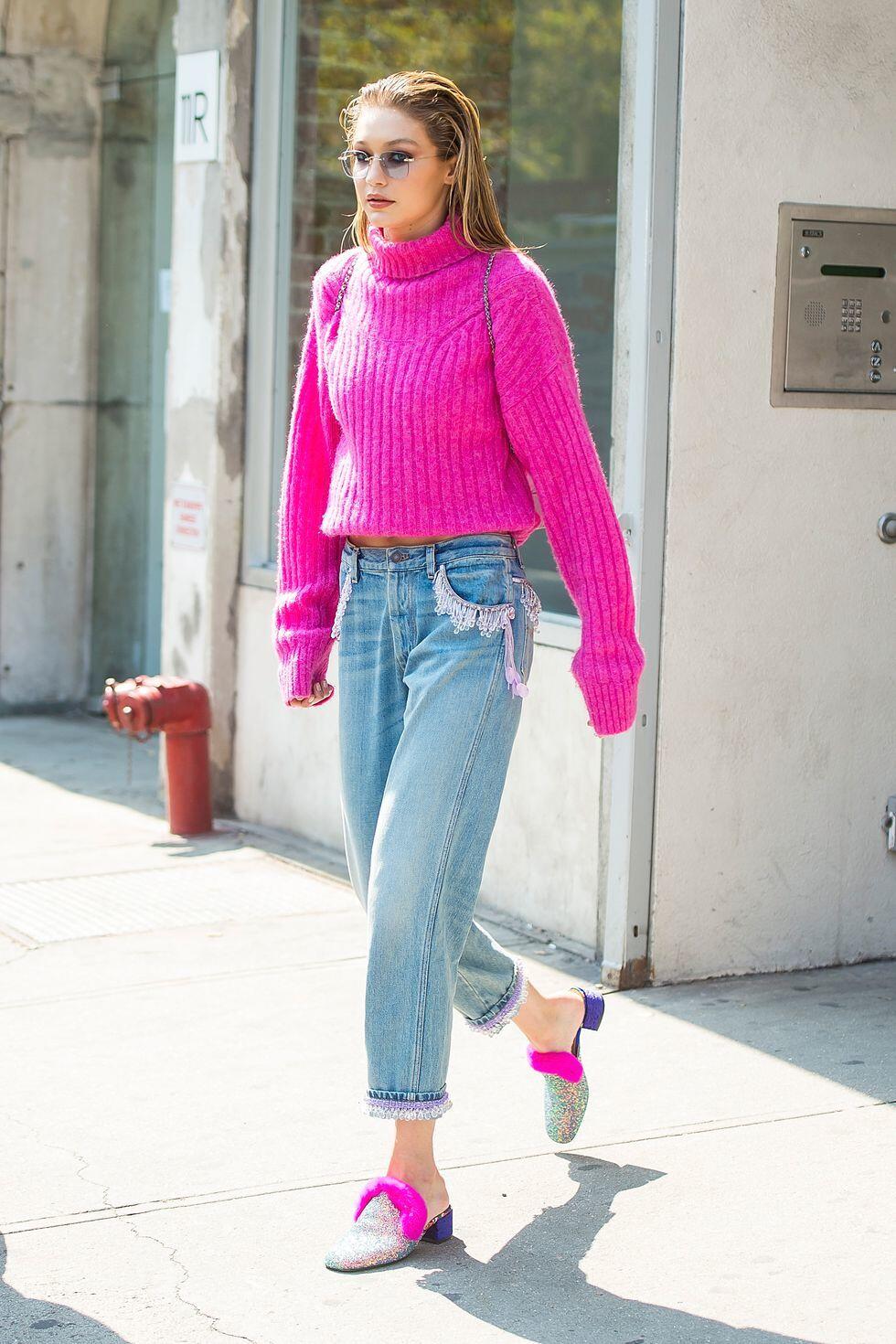 Adu Gaya Gigi Vs Bella Hadid, Sister Goals yang Selalu Tampil Stylish