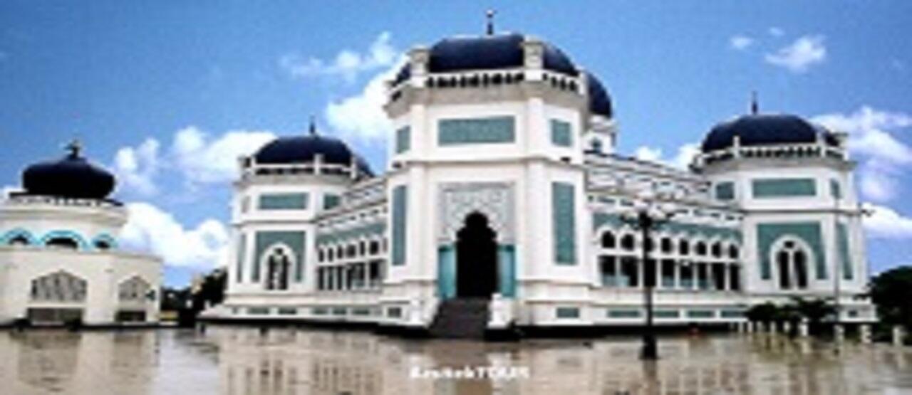 TOUR DANAU TOBA DI ANTARA DUA BANDARA