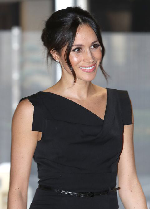 Mengapa Meghan Markle Hampir Tak Pernah Pakai Lipstik Merah Cabai?