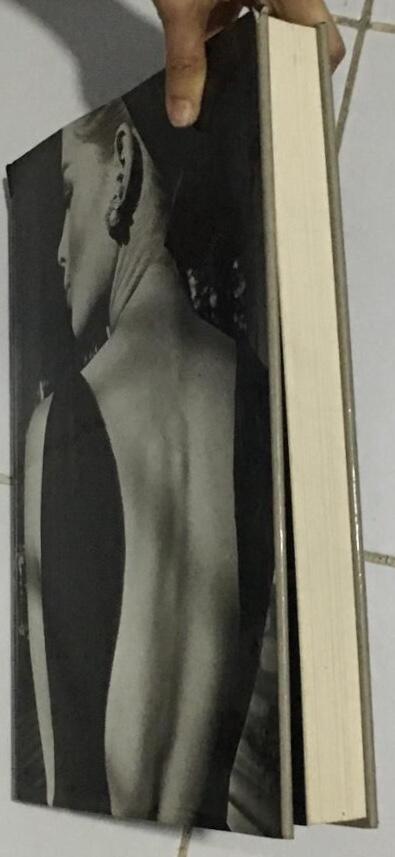 Dijual : (cepat) Buku Fotografi & Majalah fotografi