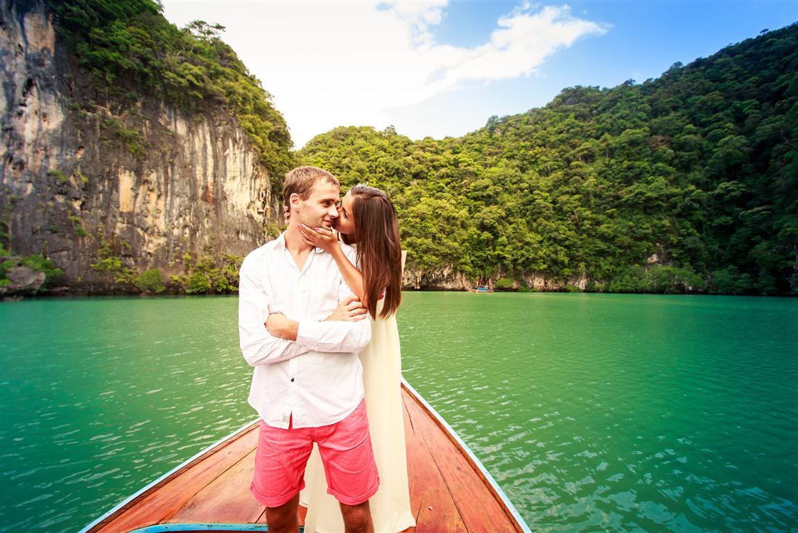 14 Tempat Bulan Madu yang Bikin Kalian Makin Mesra, Selain Bali
