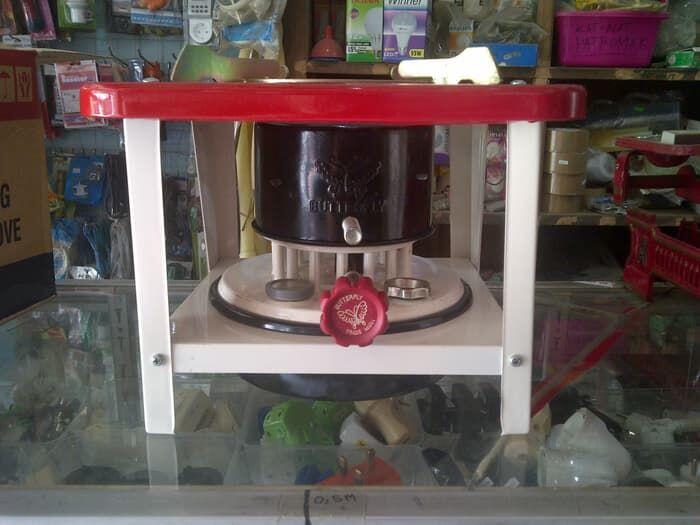 6 Barang Jadul yang Pasti Pernah Kamu Temukan di Dapur Saat Kecil