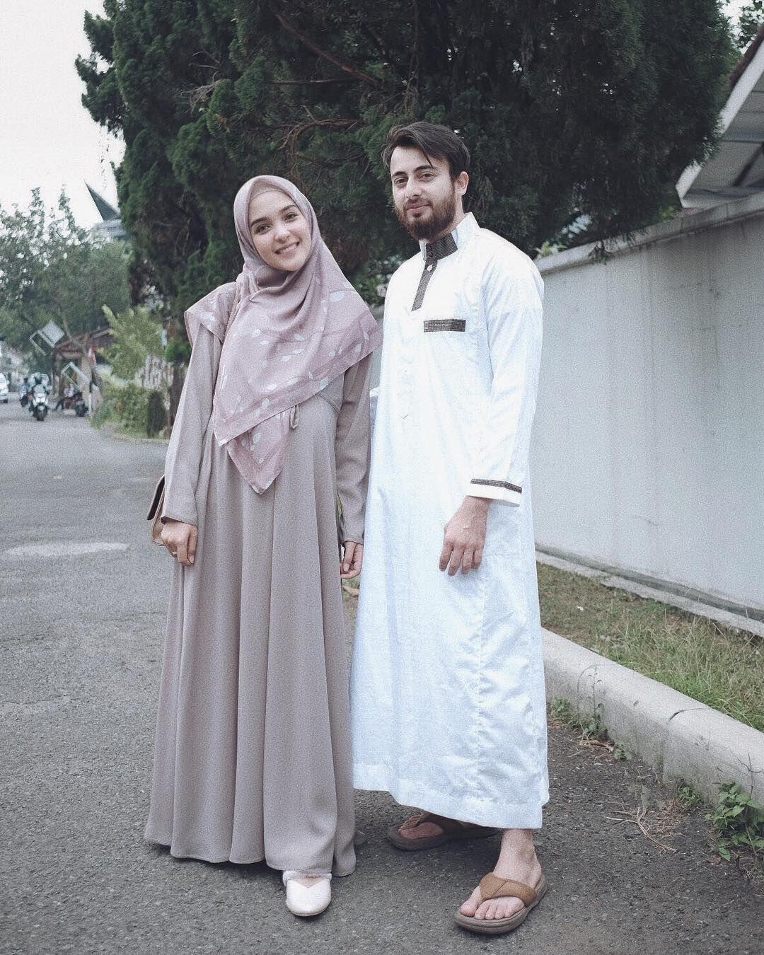 10 Momen Serunya Kehamilan Pertama Selebriti Tanah Air, Bumil Idaman!