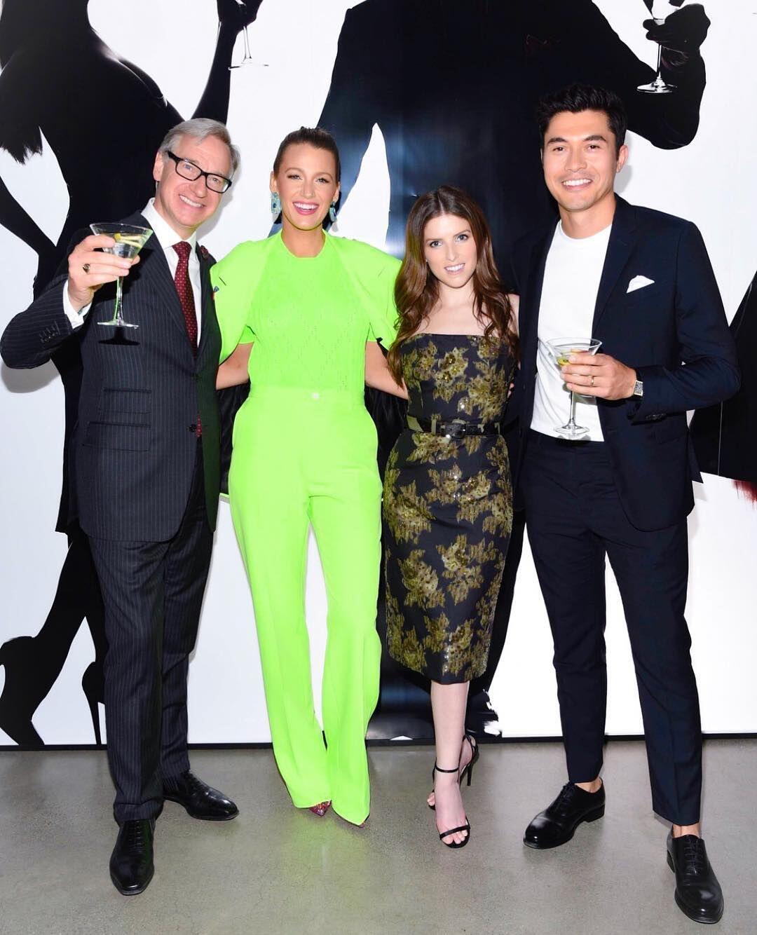 10 Potret Memesona Henry Golding, Si Aktor Tampan Crazy Rich Asians