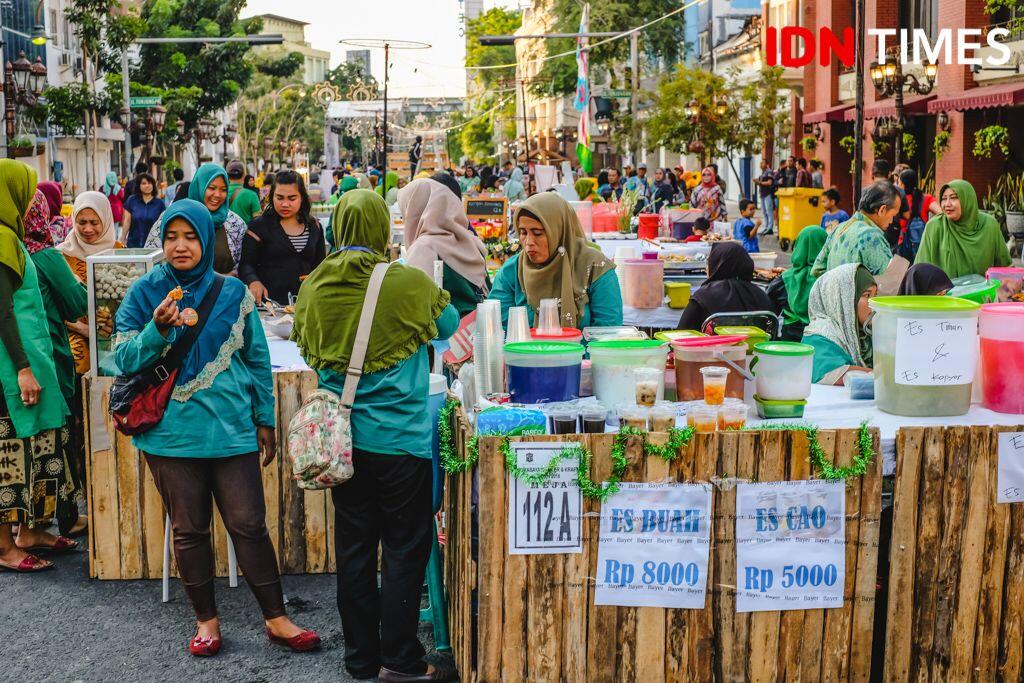 18 Potret Seru Mlaku-Mlaku nang Tunjungan, Wali Kota Risma Sampai Joget