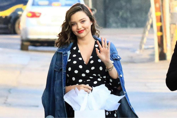 Mau Secantik Miranda Kerr? Ada 1 Rahasia Khusus di Balik Pesonanya