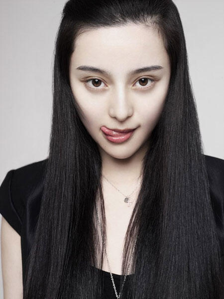 WADUH! Artis CANTIK Seksi dan Putih Mulus Ini "DITANGKAP" Karena Mangkir PAJAK??