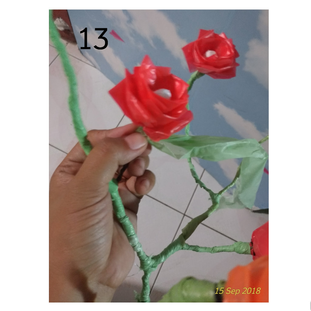 &#91;COC DIY&#93; Kreasi Kantong Plastik Menjadi Bunga Cantik, Gampang Banget !