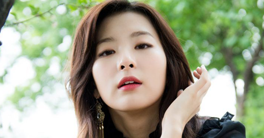 5 Artis Kpop Yang Cantik Dan Mempesona Dengan Mata Sipit Yang Natural