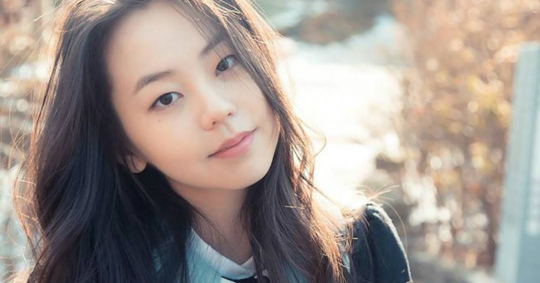 5 Artis Kpop Yang Cantik Dan Mempesona Dengan Mata Sipit Yang Natural