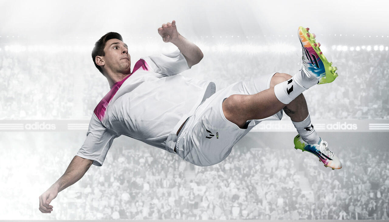 10 Sepatu Terbaik Adidas F50 Adizero Milik Messi