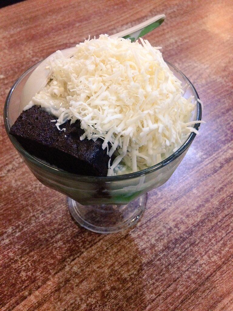 Menu Durian Mblenger Khas Dapur Mpok Duren