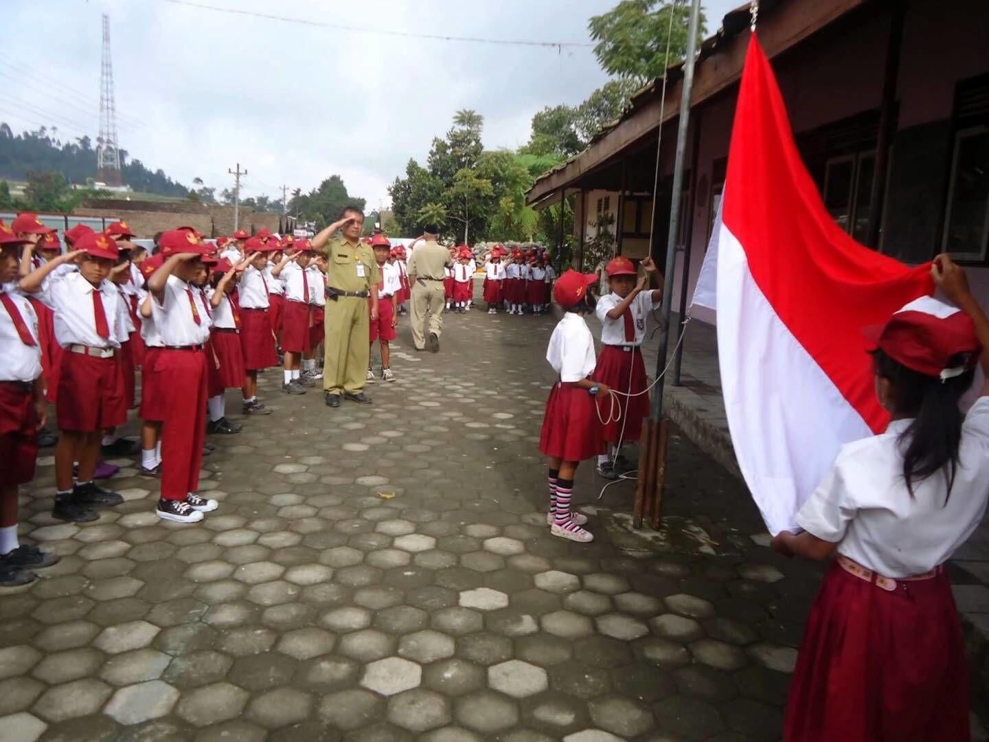 Unduh 8300 Gambar Animasi Upacara Bendera Gratis Gambar