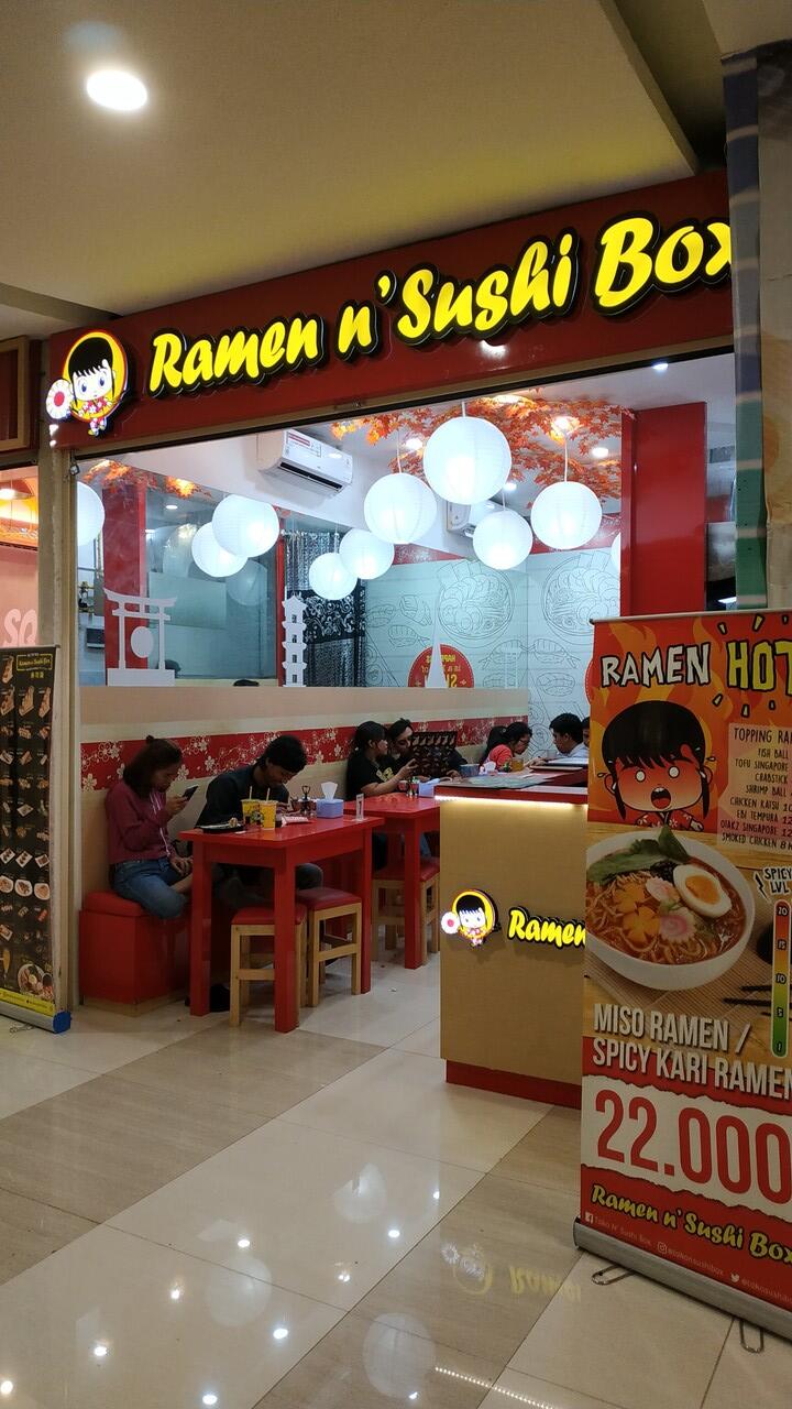 Jajan Sushi &amp; Ramen Murah di Ramen n Sushi Box