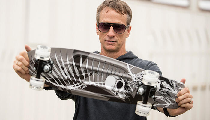 Curhatan Lucu Tony Hawk yang Sudah Tak Dikenali Lagi