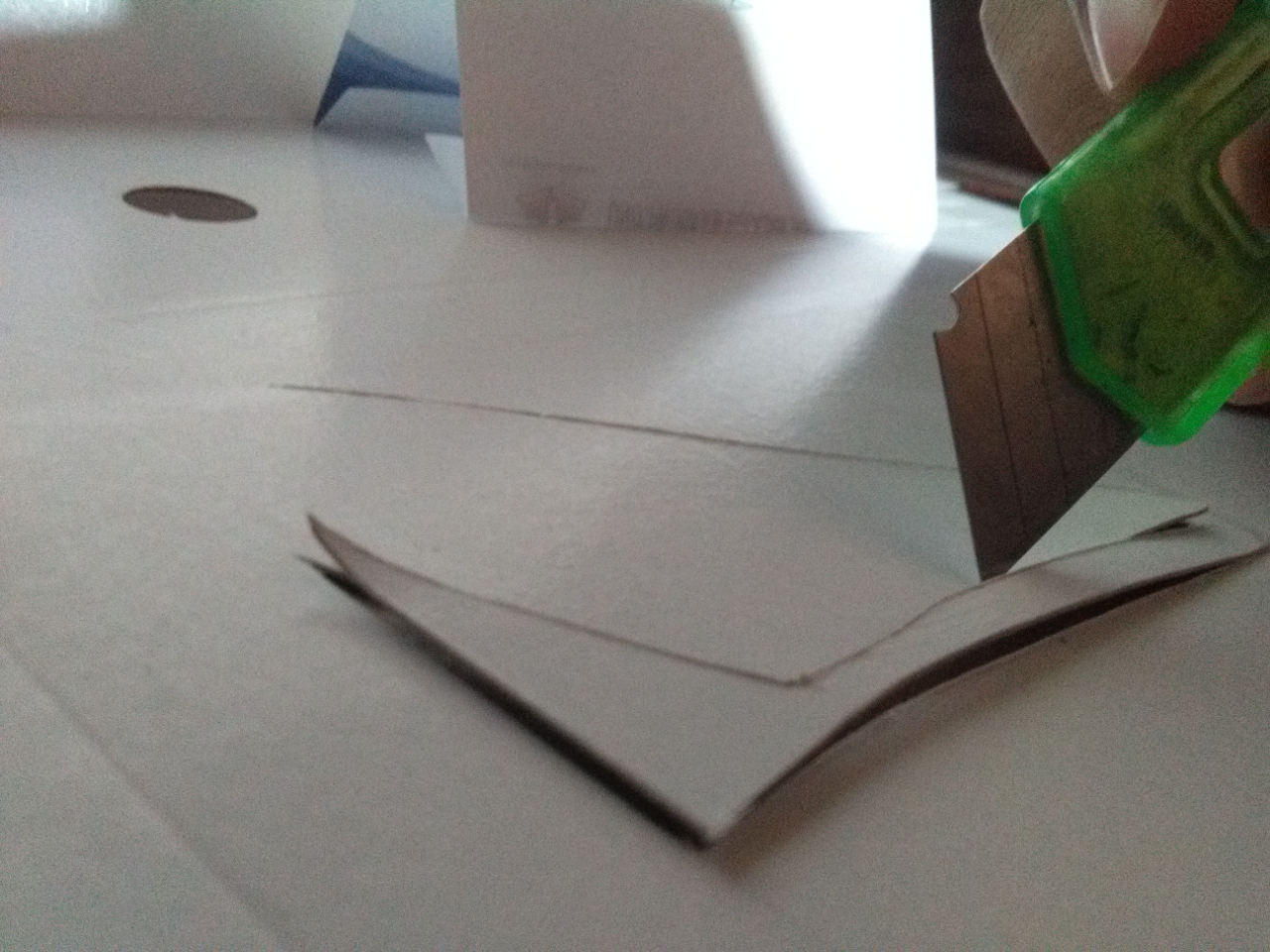 &#91;COC DIY&#93; Ada Sisa Kardus Kotak Makan ? Dibikin Hiasan Dinding Aja.