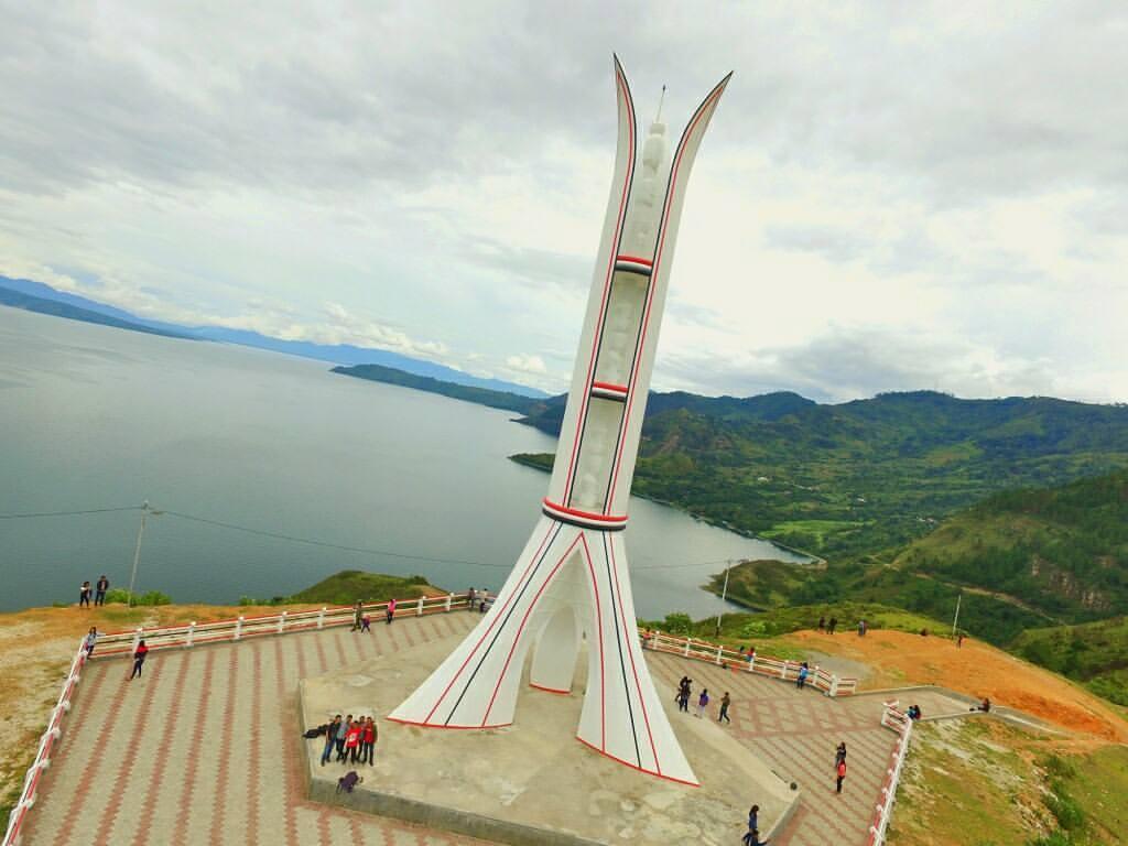 Tugu Tugu Besar MArga Orang Batak