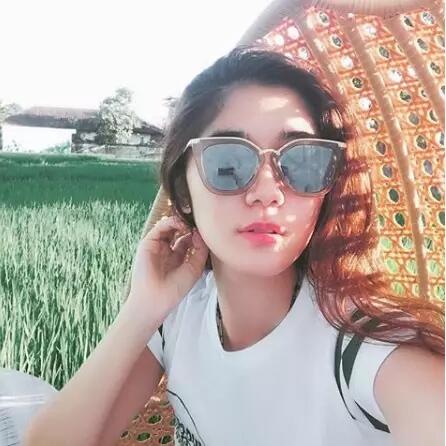 Bikin Kaget! Gak Nyangka Artis Ftv Cantik Ini Anaknya Kadir!