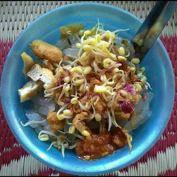 Menatap Lemahnya Ekonomi Bangsa Dengan Usaha Dari Kuliner Unik Khas Nusantara.