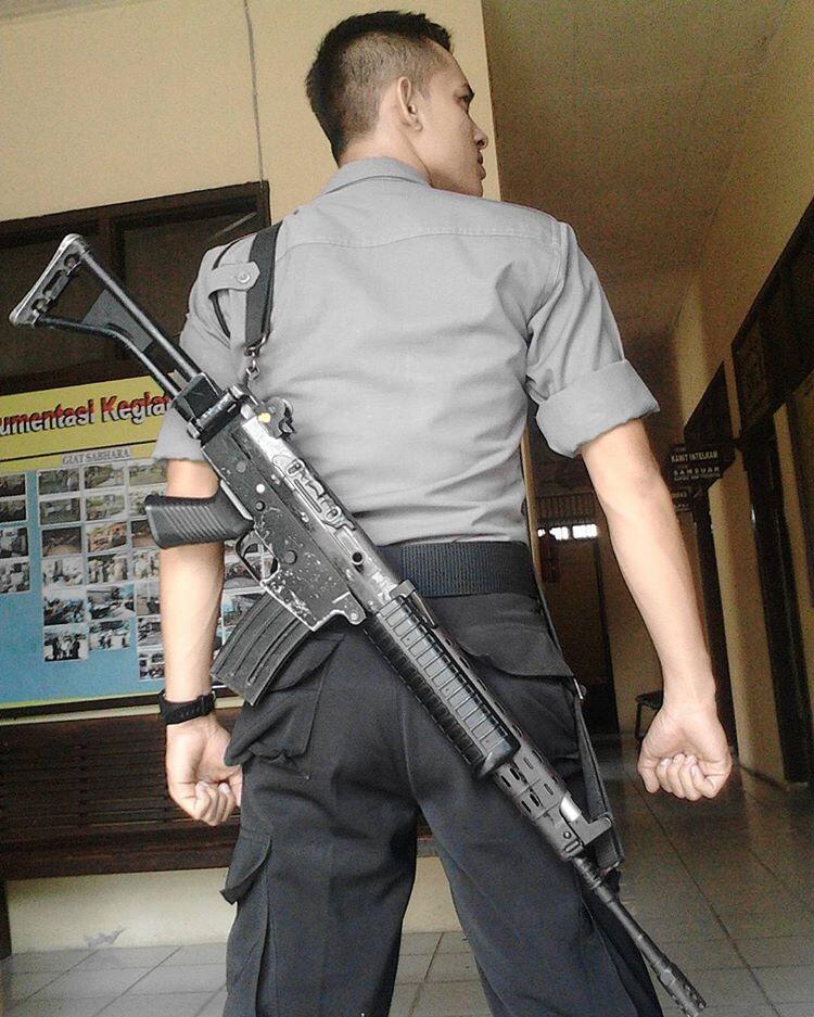 #AslinyaLo Jadi Polisi atau Qori? Keduanya Bisa Lo Temuin Dalam Sosok Ganteng Ini!