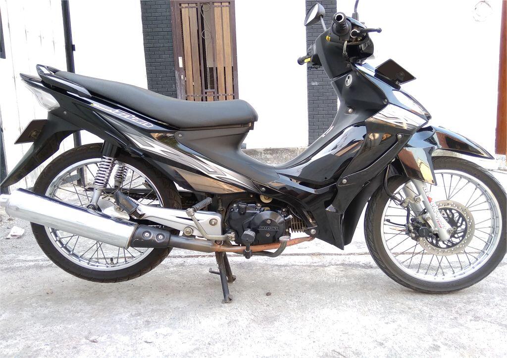 #AslinyaLo Black Night si Juki of Titan (Motor Pertamaku)