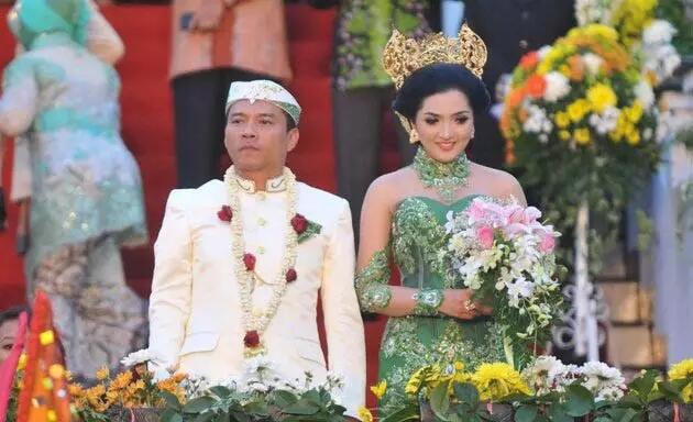 Seperti Dunia 1001 Malam! 5 Pernikahan Artis Termahal Dan Termewah!
