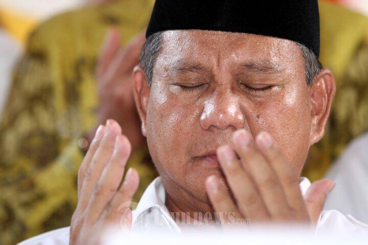 Gempa Palu: Jokowi SIap Siaga Membantu, Prabowo hanya bisa Kirim Doá