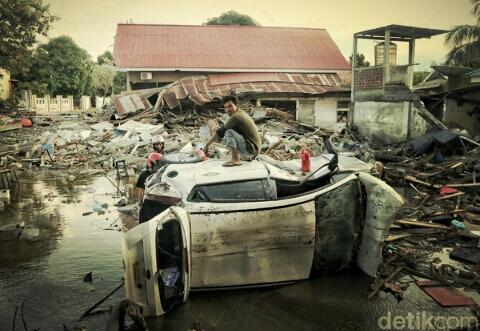 GEMPA DAN TSUNAMI YANG PERNAH TERJADI DI PALU DAN DONGGALA 
