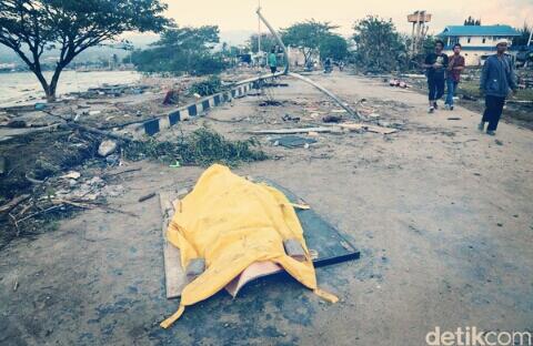 GEMPA DAN TSUNAMI YANG PERNAH TERJADI DI PALU DAN DONGGALA 