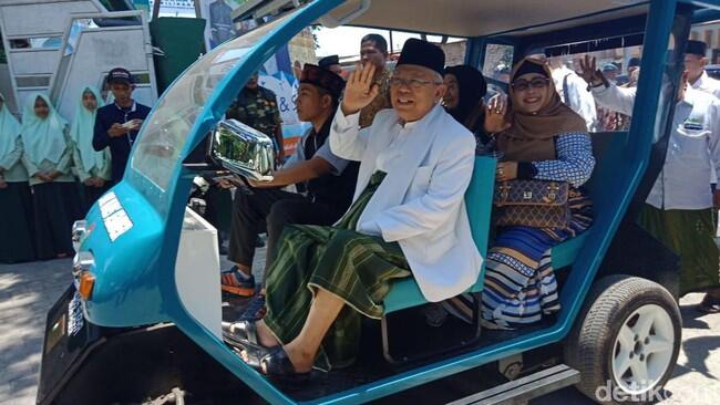 Ma'ruf Optimistis Mobil Listrik Buatan Santri Jember Jadi Mobnas