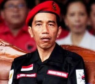 Jokowi Terus Terang Kesulitan Tangani Pasca Gempa Palu - Donggala