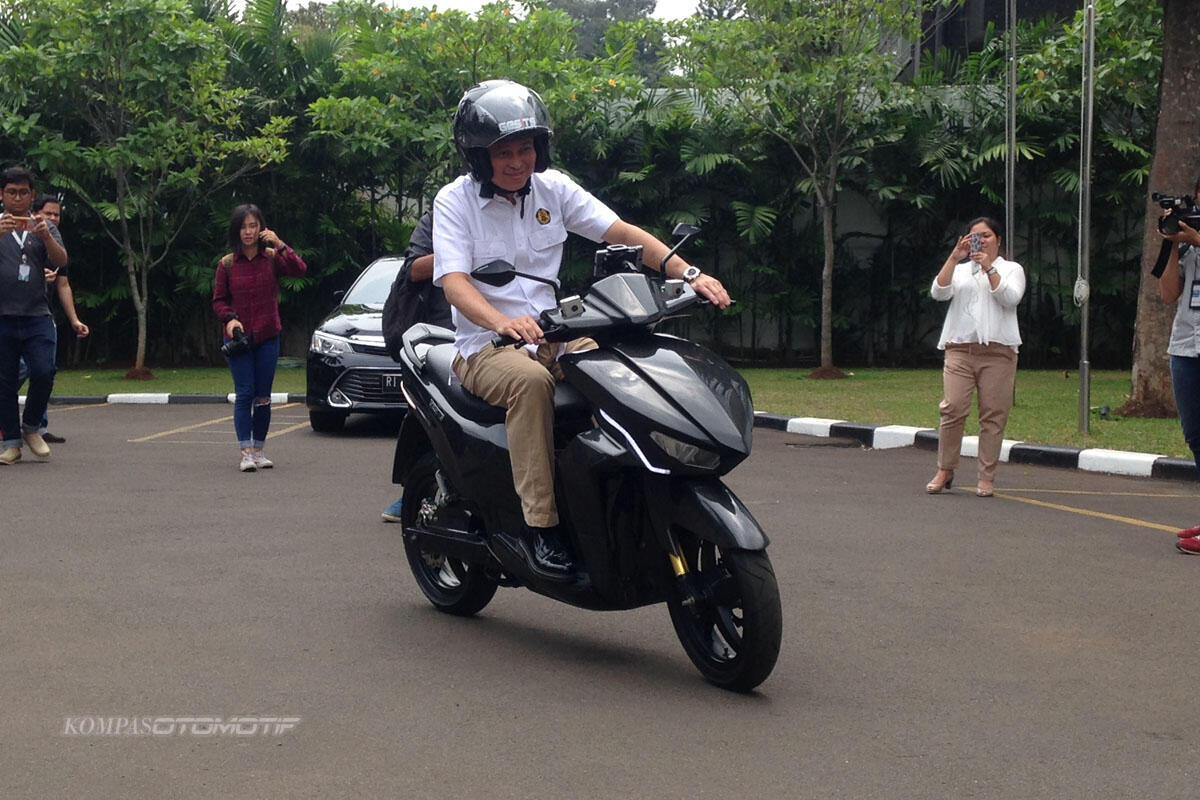 Sejarah Baru Buat Otomotif Indonesia, Gesits Meluncur Akhir November 2018!