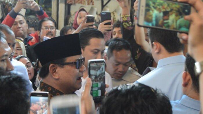 Pengawalan Prabowo Terlalu Ketat, Pedagang Pekalongan Tak Bisa Sampaikan Keluhan
