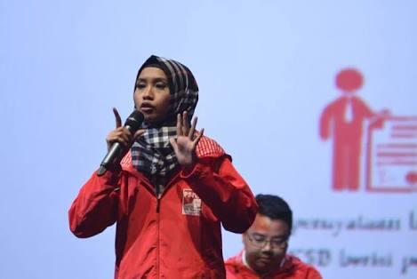 Danik Eka R Srikandi Milenial Dari Jember Yang Memperjuangkan Hak Rakyat Kecil