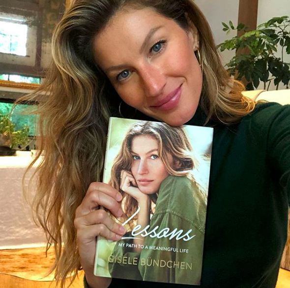 Cerita Gisele yang Menyesal karena Operasi Payudara