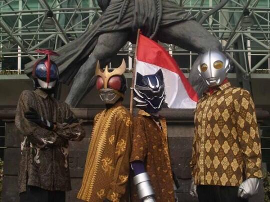 Ini Nih Foto-foto Batik Terkocak Sejagat Raya, Nomor 5 Keterlaluan