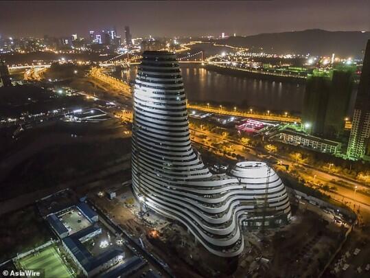 Waduh! Gedung di Cina Ini Bentuknya Mirip Penis