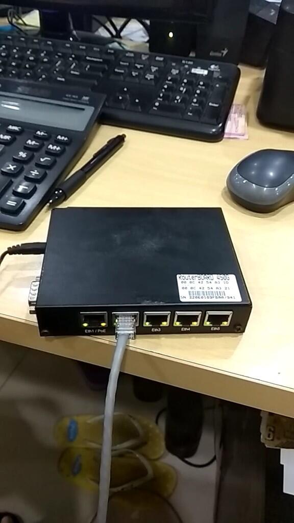 HELP Mikrotik RB 750G BLIK