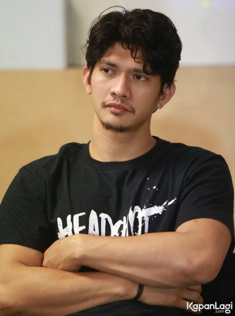 Dua Cinta Satu Hati (Two Love One Heart)