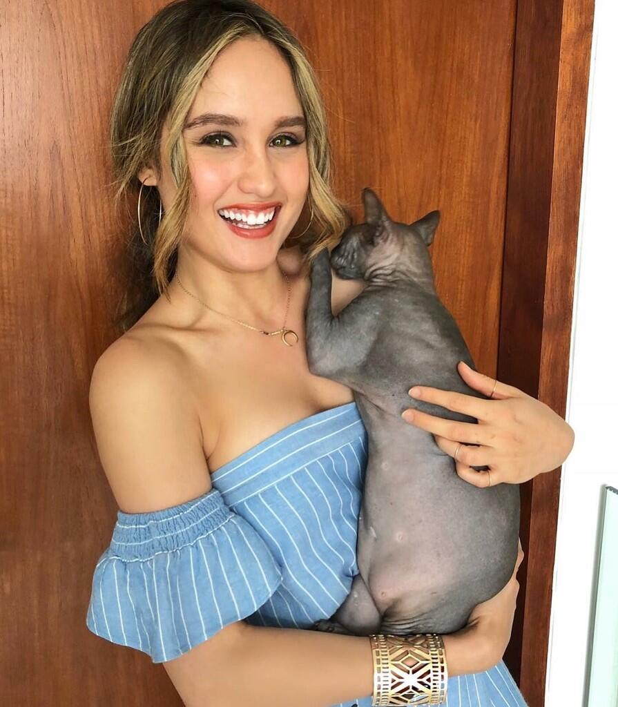 Cinta Laura: I Don’t Need to be Sexy