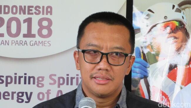 Disomasi Roy Suryo, Menpora: Bukan Kembalikan Barang?