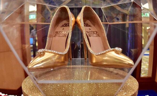 GILA! Sepatu Heels &quot;CANTIK&quot; dan SEXY ini Dijual Dengan Harga Rp.250 Milyar Gan!