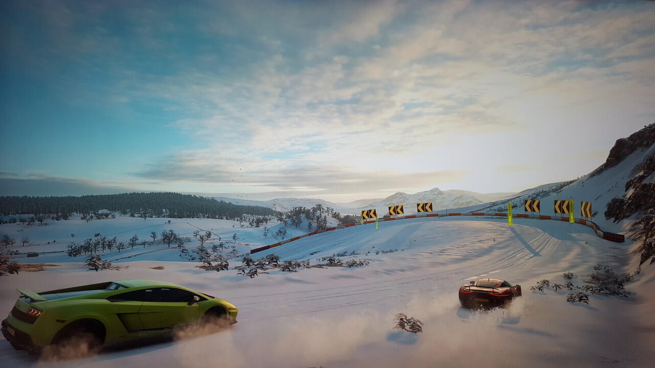 Получить forza horizon 4. Мортимер Гарденс Forza Horizon 4. Маяк Великобритании Forza Horizon 4. Маяк Forza Horizon 4. Баг с поездом Forza Horizon 4.