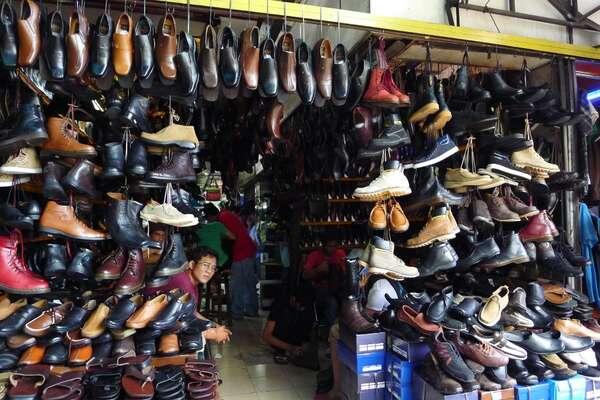 TAUKAH AGAN ?? (Cintailah produk lokal) dongkrak semangat ekonomi yang jatuh !
