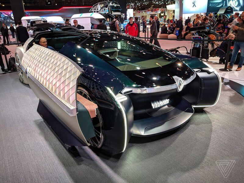 Mobil listrik menjadi trend tahun mendatang, hal ini terlihat di Paris Motor Show
