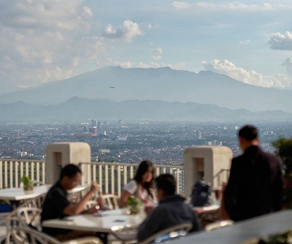 Pengin Romantic Dining di Bandung, Cek Dulu Tempat-tempatnya Di Sini!