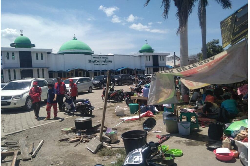 Salat Jumat Pertama Setelah Gempa di Palu